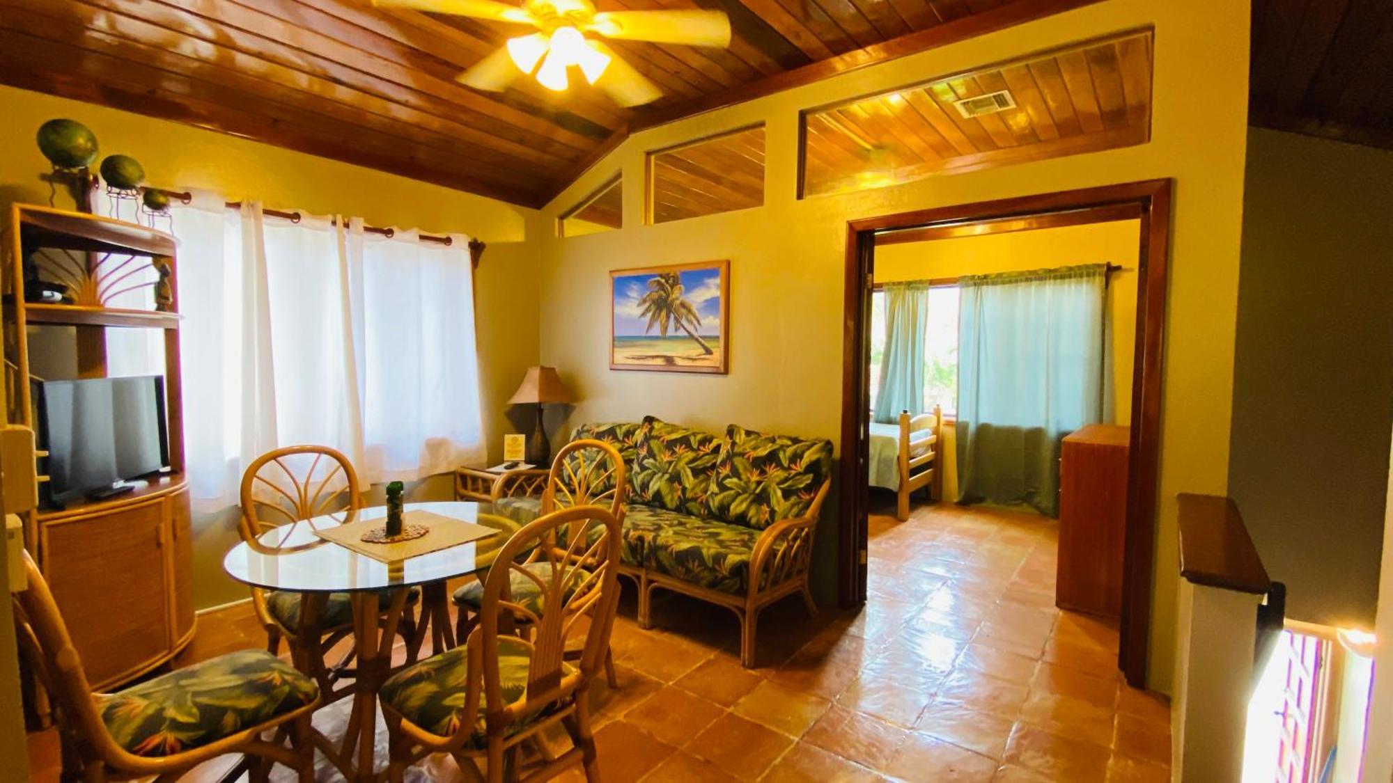 Tradewinds Paradise Villas 산페드로 외부 사진