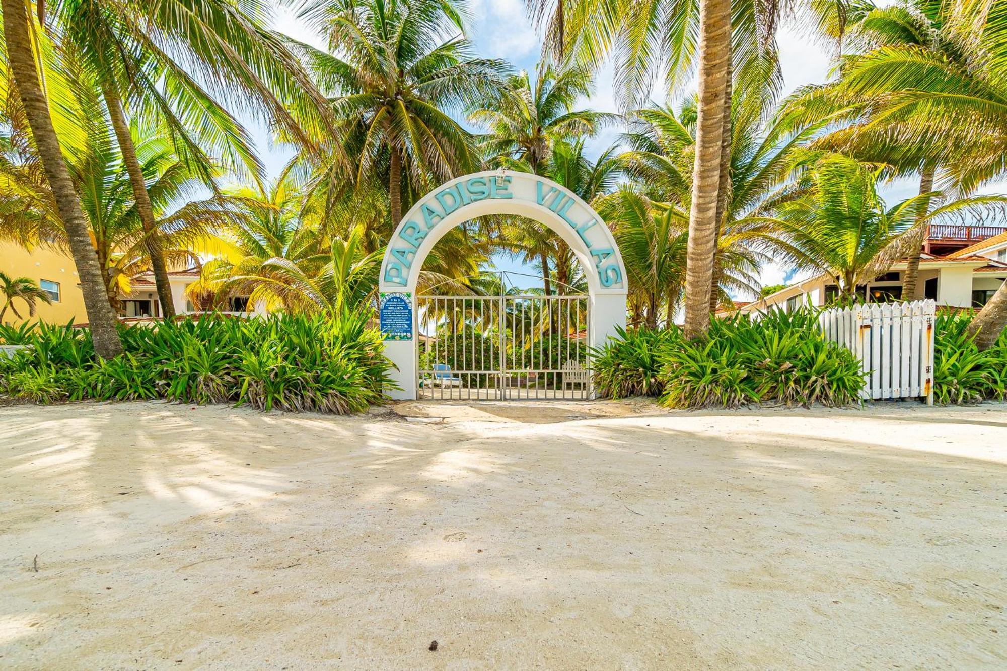 Tradewinds Paradise Villas 산페드로 외부 사진
